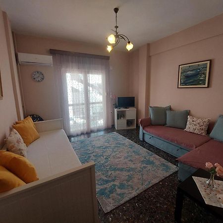 Crystal Home Near Airport Ártemida Kültér fotó